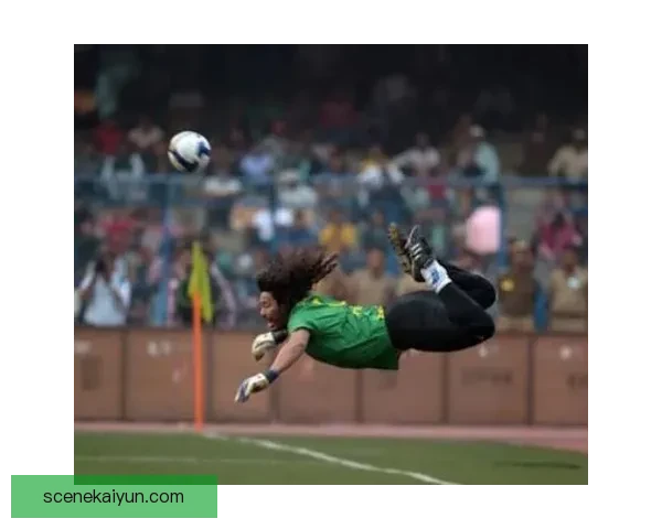 诺伊尔门将创造力持续提升，展现出强劲的场上指挥能力。