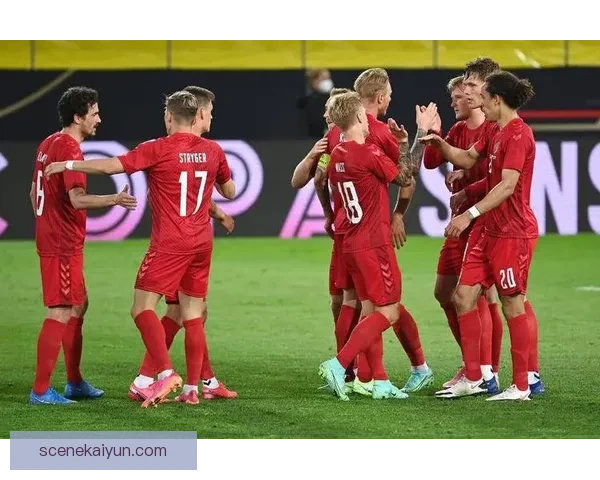 埃因霍温球员表现稳健,近期状态回暖值得关注。 埃因霍温球员表现稳健,近期状态回暖值得关注。